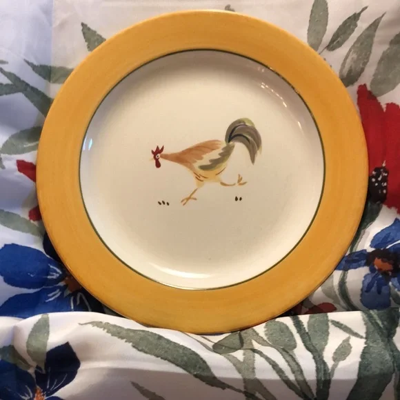 DONATED Lot of four Home Trends “Oh La La Rooster”8.5” Salad Plates - Picture 3 of 8